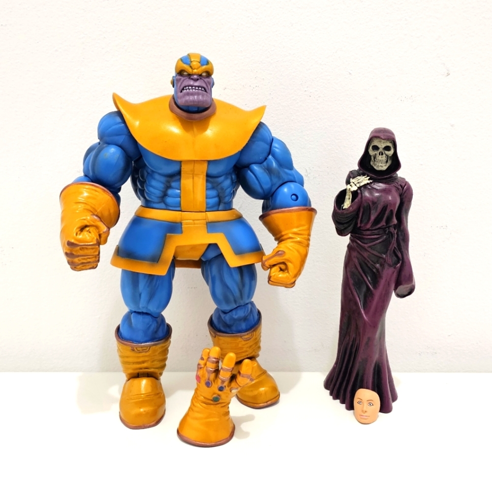 Marvel's Thanos and Lady Death action figures by Diamond Select.
